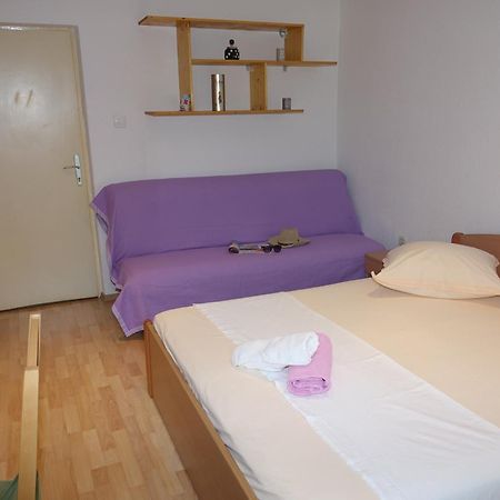 Apartamento Roza Baška Voda Exterior foto