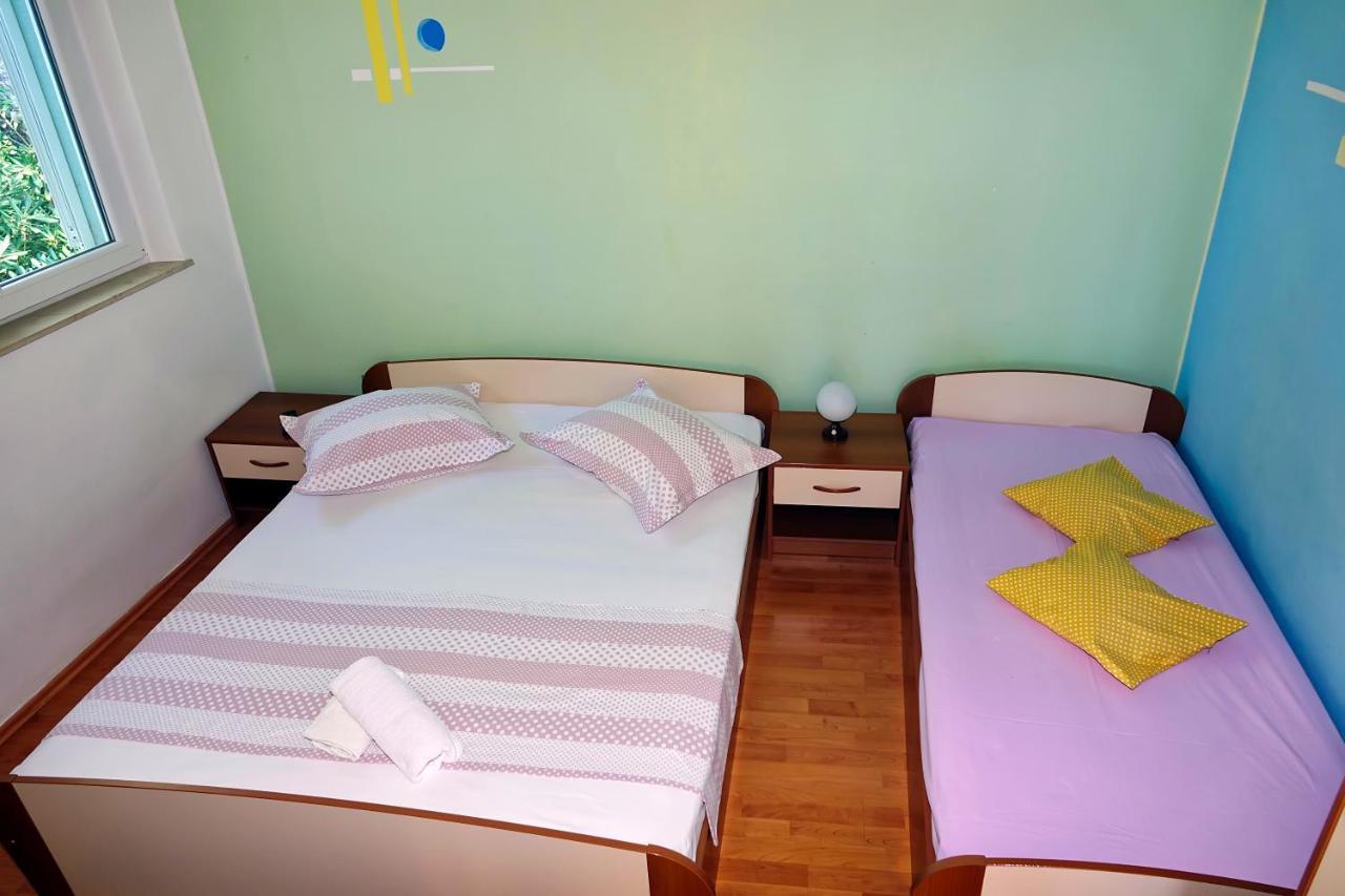 Apartamento Roza Baška Voda Exterior foto
