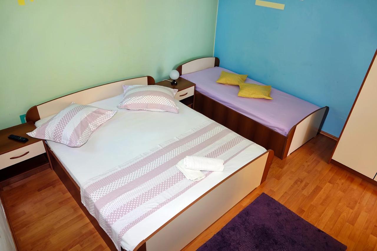 Apartamento Roza Baška Voda Exterior foto
