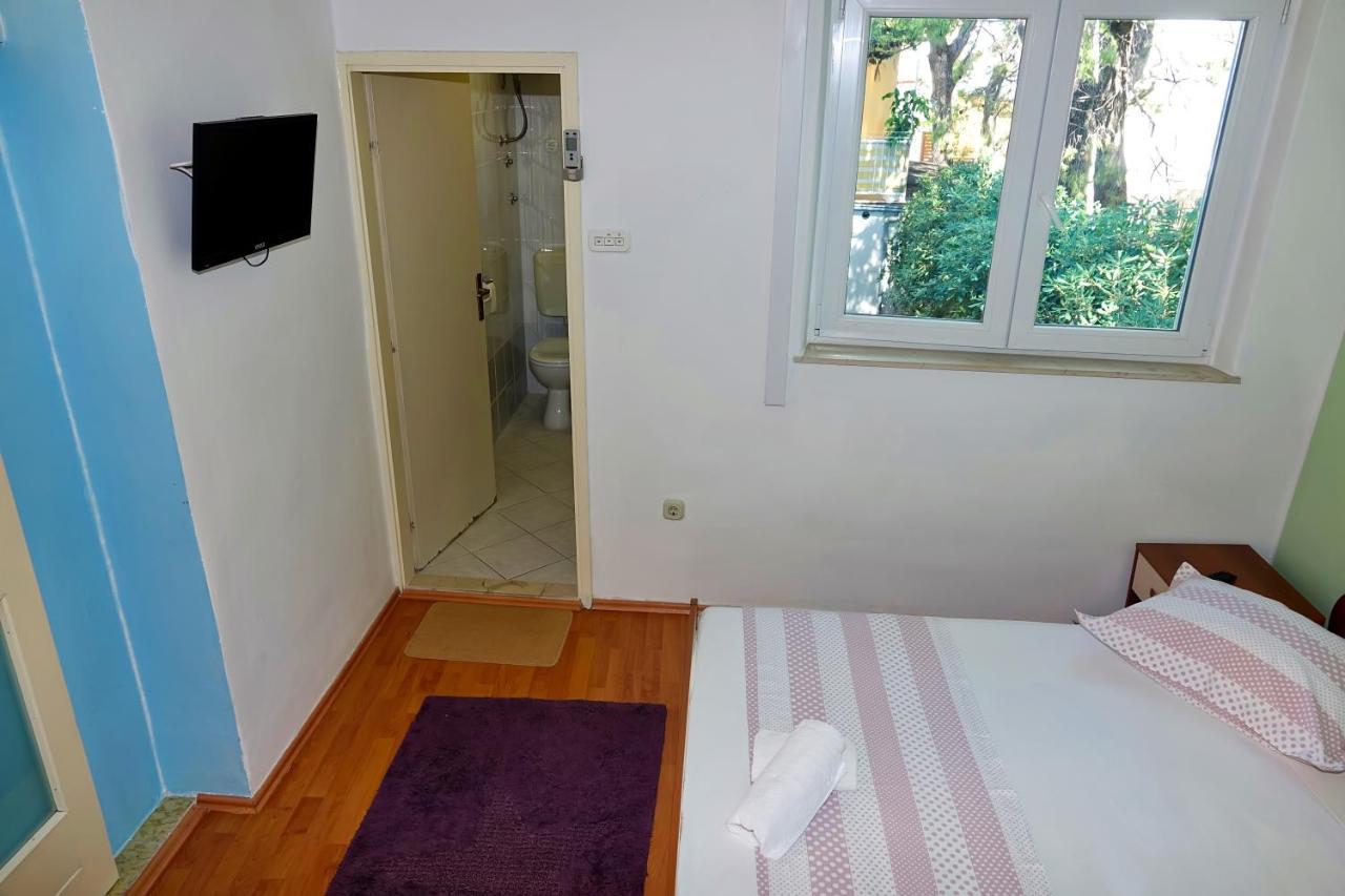 Apartamento Roza Baška Voda Exterior foto