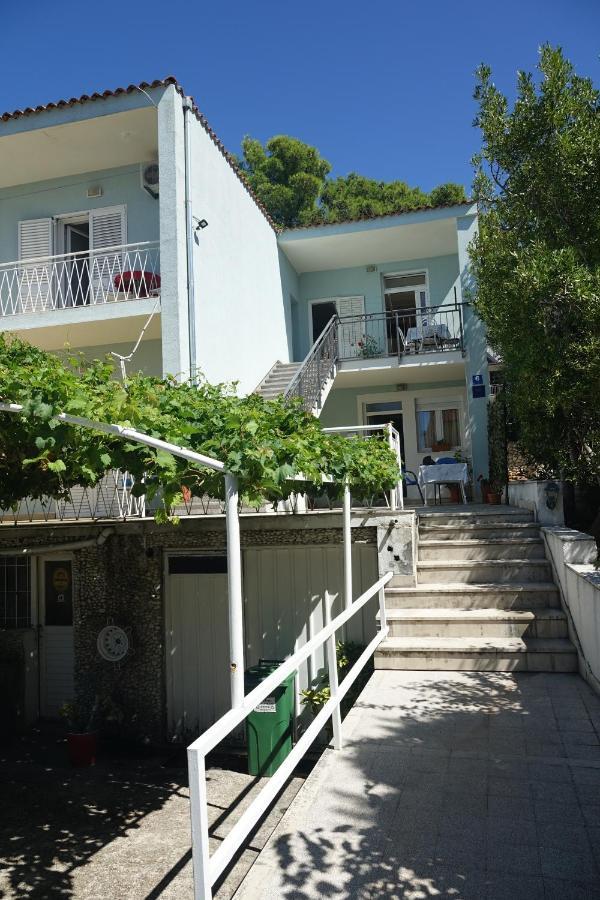 Apartamento Roza Baška Voda Exterior foto