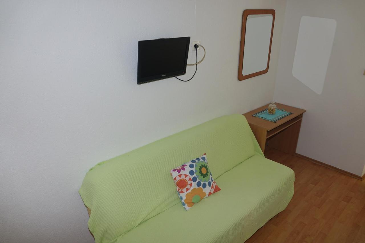 Apartamento Roza Baška Voda Exterior foto