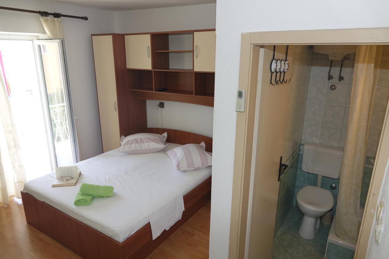 Apartamento Roza Baška Voda Exterior foto